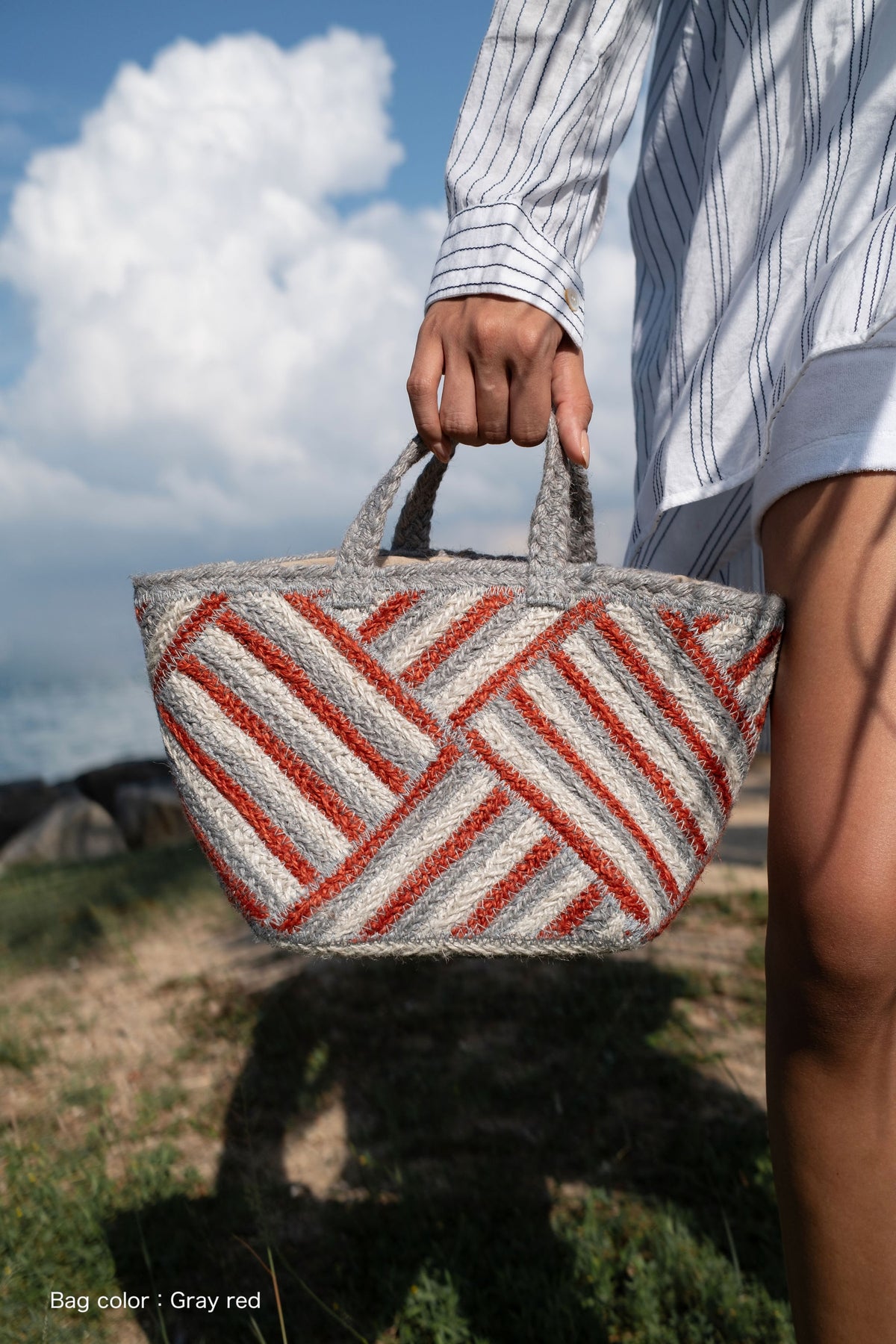 Jute Square small size tote  bag #NA916 'Fish' [GRAY RED]