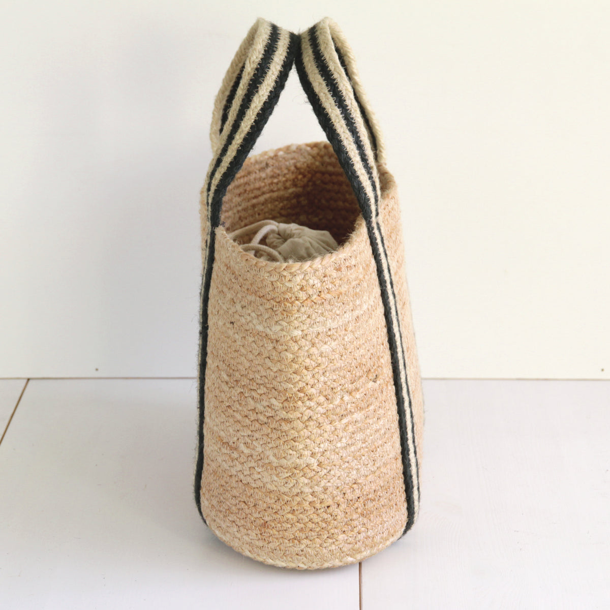 Jute Basket tote bag Small size #NA903 'Flower' [CHARCOAL]