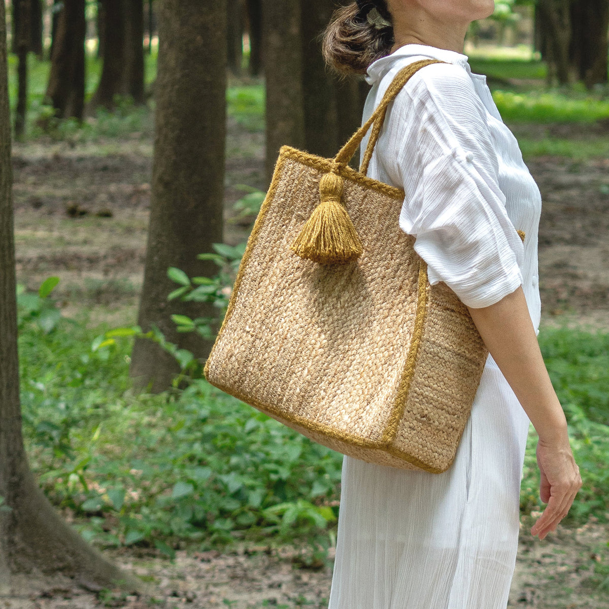 Jute Square Tote bag Large size #NA907 'Moon' [BLACK]