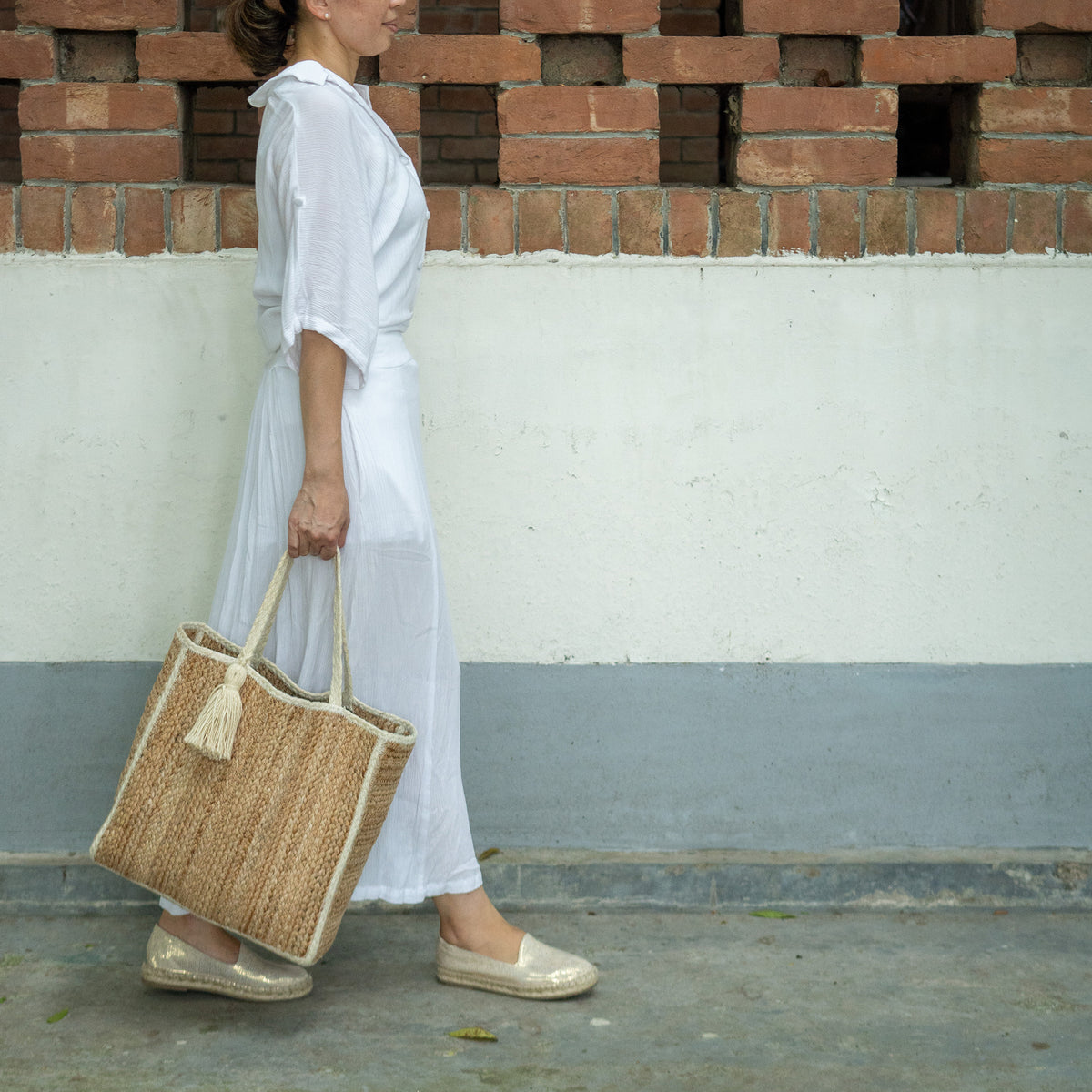 Jute Square Tote bag Large size #NA907 'Moon' [BLACK]