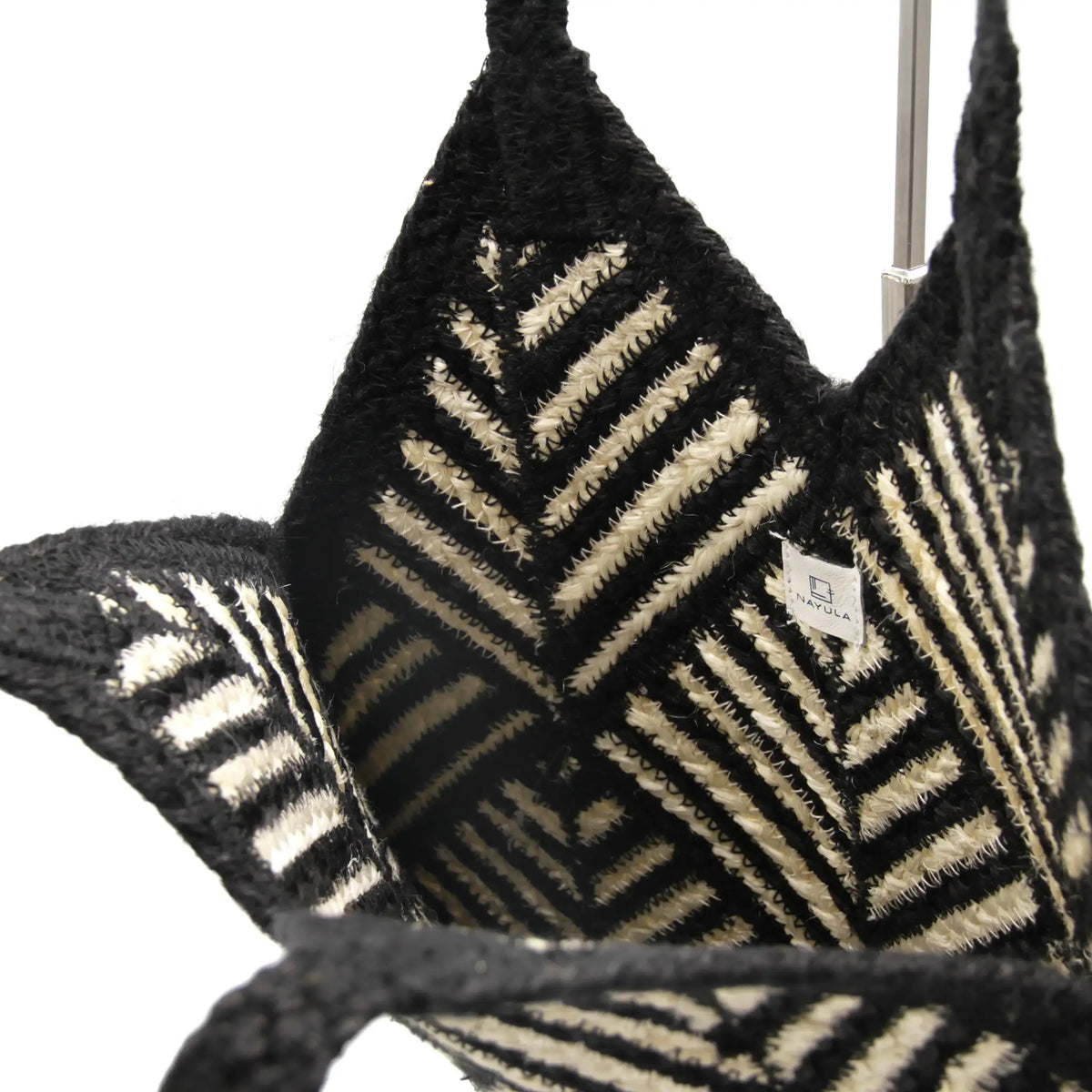 Jute Flat shape shoulder bag #NA912 'Pinecone' [BLACK & WHITE]